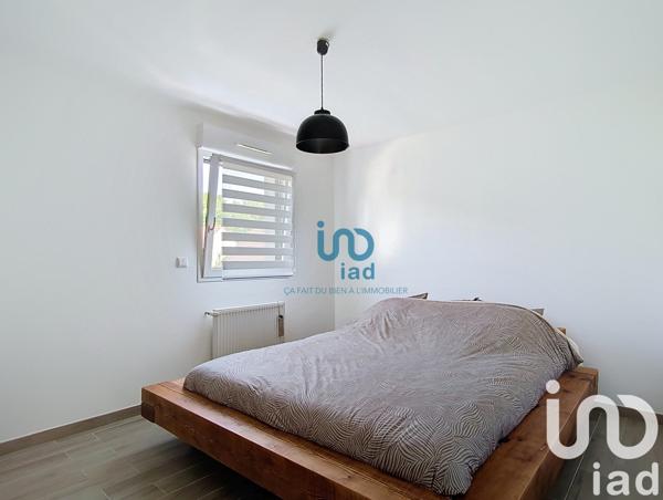 Maison 5 pièces de 98 m² à Fontenay-Trésigny (77610)