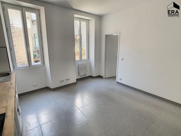 A louer appartement Type 2 13004 Marseille Chartreux refait neuf