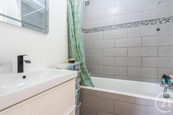 Appartement F3 à vendre  3 pièces - 54,03 m2 PARIS - 75020