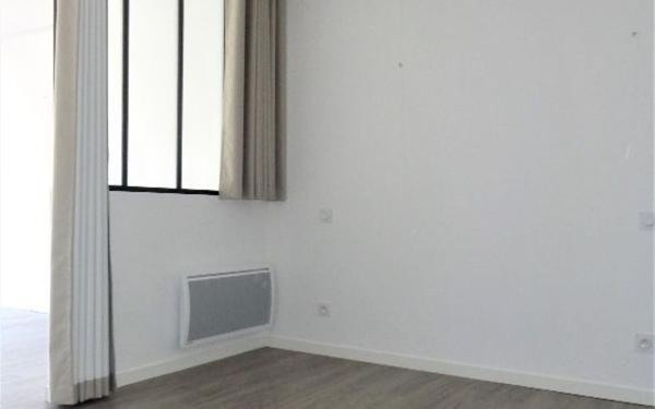 Appartement à louer    2 pièces •  Aire-sur-l'Adour