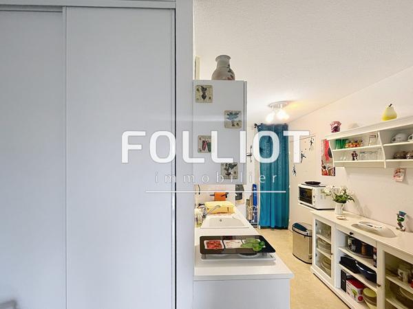 BEAU STUDIO avec Parking