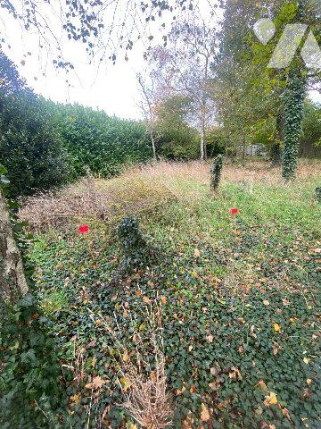 COULOGNE CENTRE HORS LOTISSEMENT TERRAIN A BATIR 815 M²