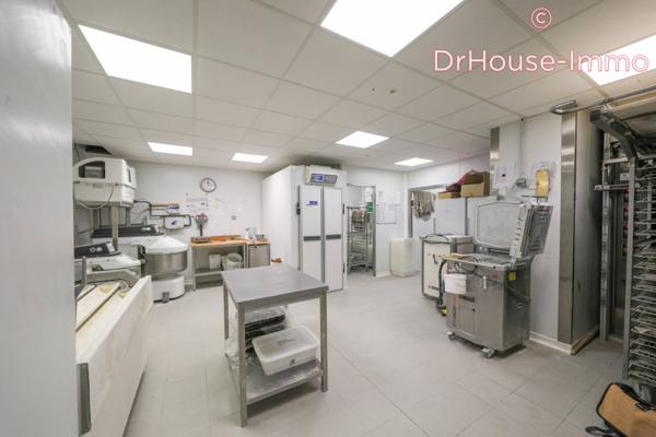Commerce à vendre 3 pièces de 199 m²