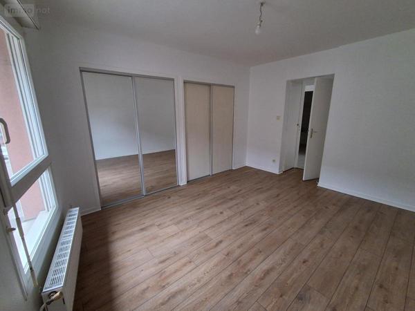 Appartement à louer à Bourg-en-Bresse dans l'Ain (01000), ref : 01083-L135