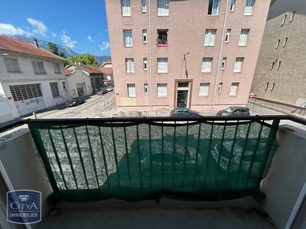 Appartement à louer 2 pièces 32.3m² Grenoble (38100)