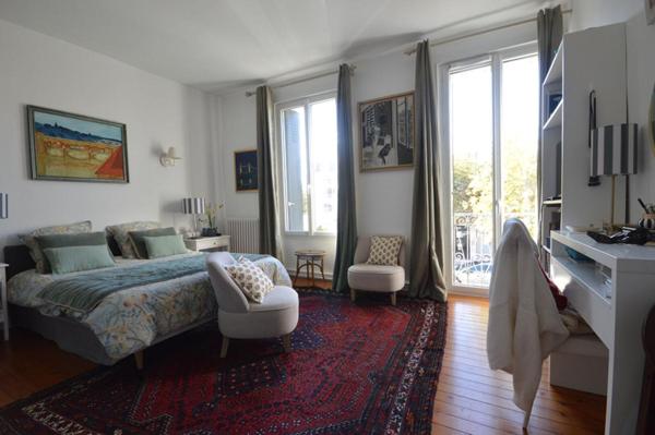 Grande Maison & garage 17 La Rochelle La Genette Centre ville