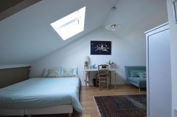 Grande Maison & garage 17 La Rochelle La Genette Centre ville