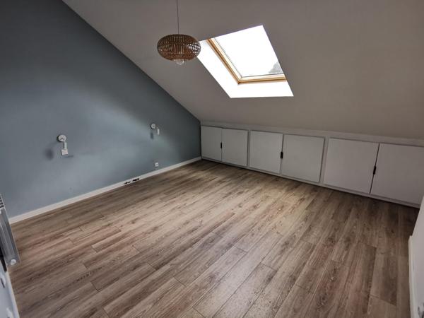 BELLE MAISON DE VILLE MITOYENNE RENOVEE 4 CHAMBRES JARDIN