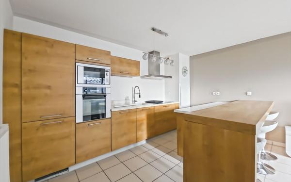 Appartement à vendre    2 pièces • 46,50 m2 Blagnac
