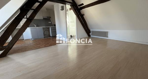 Location Studio 23.05 m² - Jouars-pontchartrain 78760
