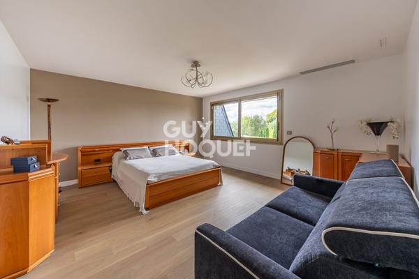 MAGNIFIQUE PROPRIETE DE 9 PIECES (313m²) À ETIOLLES
