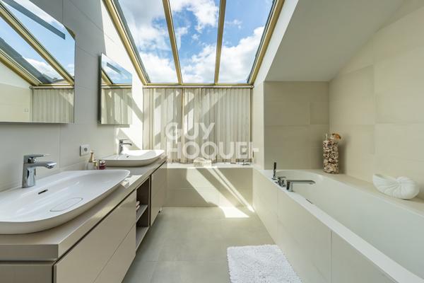 MAGNIFIQUE PROPRIETE DE 9 PIECES (313m²) À ETIOLLES