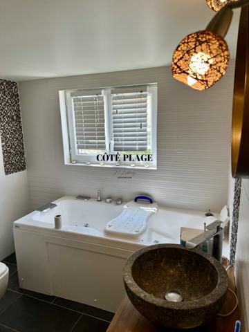 Royan (17200) VILLA DE CHARME AVEC PISCINE AU PRIX DE 1 398 200 € HAI