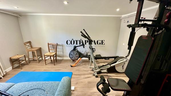 Royan (17200) VILLA DE CHARME AVEC PISCINE AU PRIX DE 1 398 200 € HAI