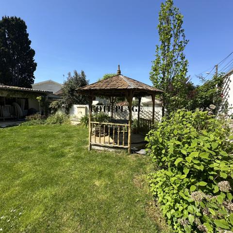 Royan (17200) VILLA DE CHARME AVEC PISCINE AU PRIX DE 1 398 200 € HAI