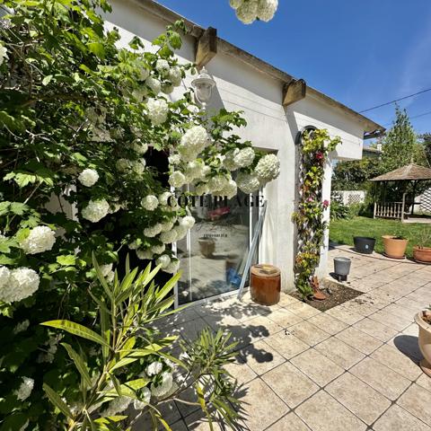 Royan (17200) VILLA DE CHARME AVEC PISCINE AU PRIX DE 1 398 200 € HAI