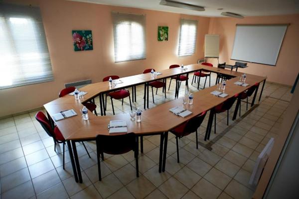INVESTISSEMENT LOCATIF – Vedène – Résidence Tourisme Résidhotel Grand Avignon – 6,3 % de rentabilité