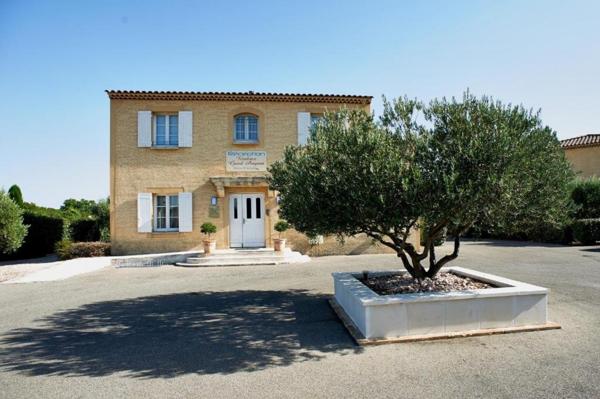 INVESTISSEMENT LOCATIF – Vedène – Résidence Tourisme Résidhotel Grand Avignon – 6,3 % de rentabilité