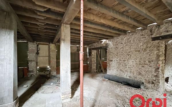 Maison à vendre    1 pièce •  Vallon-en-Sully