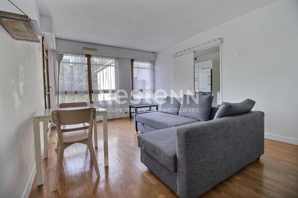 Appartement Courbevoie 2 pièces 46.62 m² calme_balcon_parking_cave