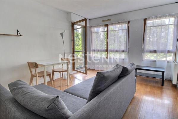 Appartement Courbevoie 2 pièces 46.62 m² calme_balcon_parking_cave