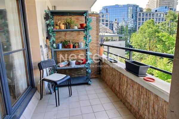 Appartement Courbevoie 2 pièces 46.62 m² calme_balcon_parking_cave