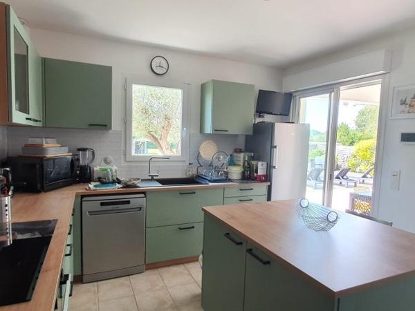 Maison plain-pied Meursac 130 m²