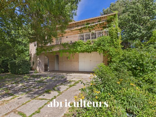 Maison familiale de 170 m² à fort potentiel en vente Aix en Provence (13590)( Pont des 3 Sautets)