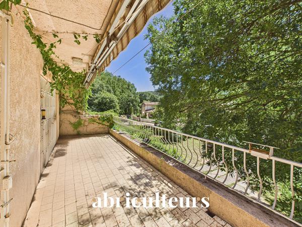 Maison familiale de 170 m² à fort potentiel en vente Aix en Provence (13590)( Pont des 3 Sautets)