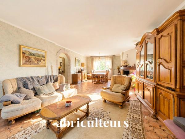 Maison familiale de 170 m² à fort potentiel en vente Aix en Provence (13590)( Pont des 3 Sautets)