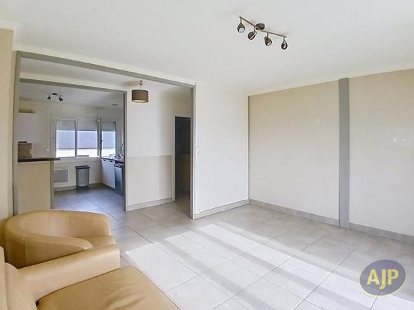 Vente maison Saint Gildas Des Bois : 179 990 € - AJP Immobilier Blain