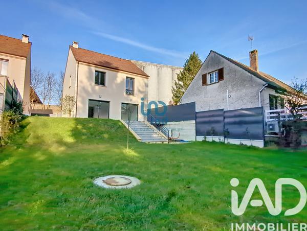 Maison à vendre 6 pièces 150 m² Fontenay-Trésigny