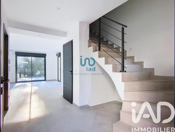 Maison à vendre 6 pièces 150 m² Fontenay-Trésigny