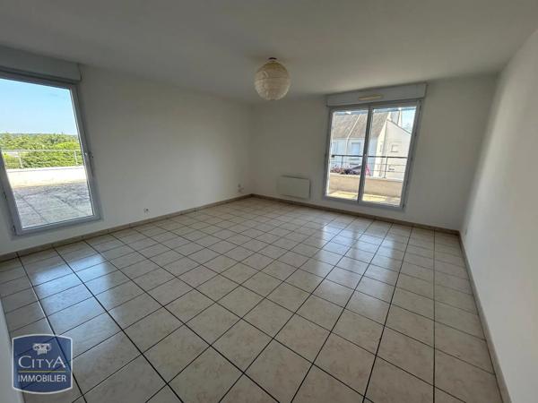 Appartement à louer 4 pièces 79m² Tours (37200)