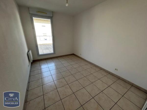 Appartement à louer 4 pièces 79m² Tours (37200)