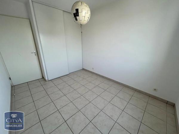 Appartement à louer 4 pièces 79m² Tours (37200)