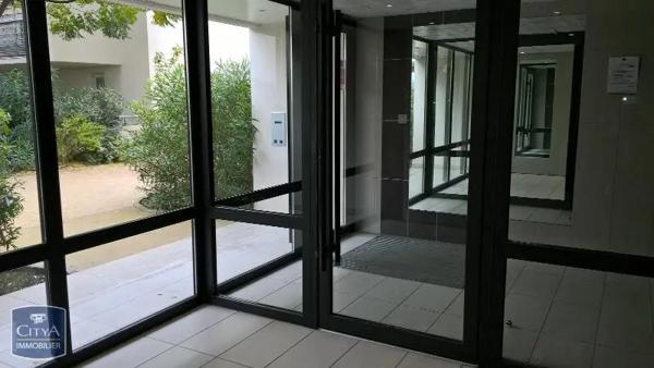 Appartement à louer 3 pièces 74.2m²