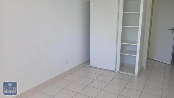 Appartement à louer 3 pièces 74.2m²