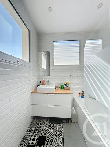 Maison à vendre  5 pièces - 131,87 m2 STE GENEVIEVE DES BOIS - 91