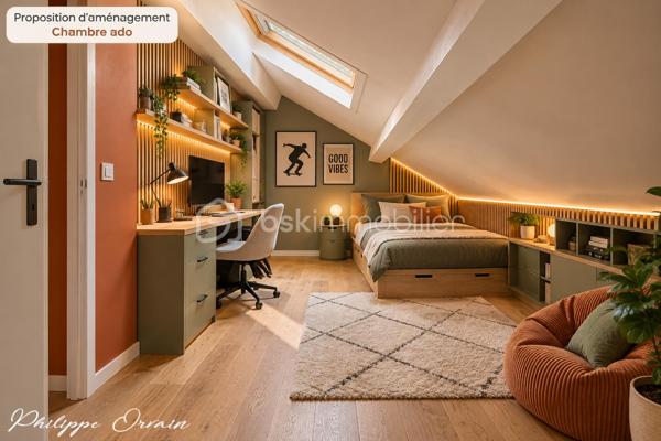 🏠 Maison en pignon – 110 m² – Louvres (95380)

Description du bien :
Dans un environnement résidentiel calme et agréable de Louvres, découvrez cette maison de 110 m², idéale pour une famille.

Le bien se compose de :
Une entrée
Une cuisine indépendante et entièrement équipée dont lave-vaisselle et Frigo ( moins d'un an )
Un salon/séjour donnant sur la véranda
4 chambres
1 salle de bains
WC
1 cellier
Un double garage

🌳 Extérieur & environnement :
Terrain clos d'une surface de 81 m²
Pas de vis à vis
Jardin/terrasse
Stationnement facile (garage et place de parking)

✅ Les + :
Toiture refaite
Tableau électrique neuf
Chaudière à condensation de 2021
Adoucisseur d'eau
Fenêtres PVC double vitrage
Volets électrique

Secteur calme et résidentiel
Le tout sur un terrain fonctionnel, proche des écoles, commerces et transports (RER D, accès rapide A1/A3).
Fort potentiel !

📞 Contactez-moi pour organiser une visite !