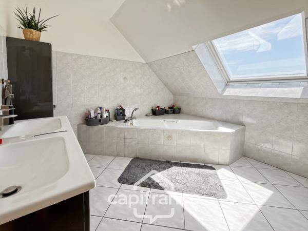 Maison familiale de standing, 4 chambres, au calme d'une impasse, Proche RER E et future ligne 15, à CHAMPIGNY-SUR-MARNE, limite VILLIERS-SUR-MARNE