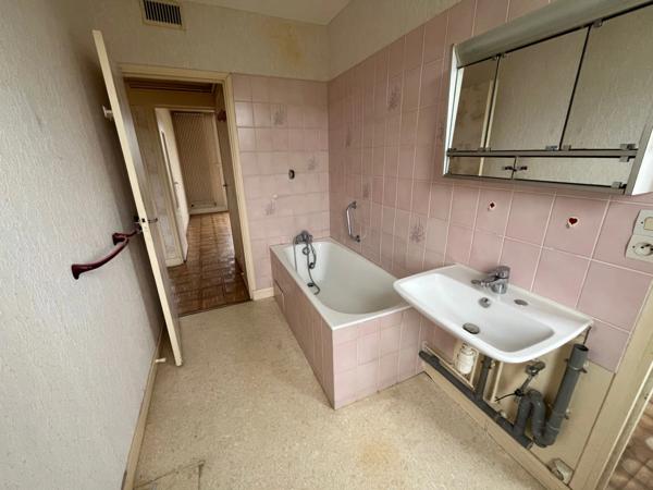 Appartement à 2 pas du centre ville de Bar-le-Duc avec garage et vue dégagée