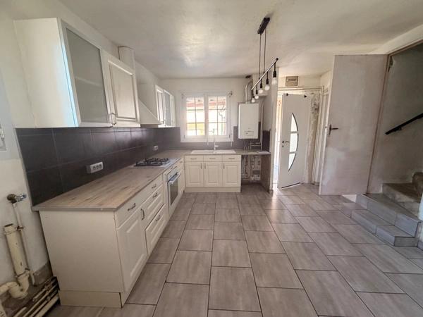 Maison à vendre 5 pièces LUCE (28)