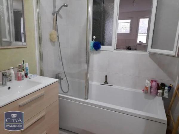 Appartement à louer 3 pièces 56.85m² Orléans (45000)