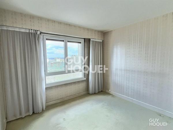 À VENDRE 4 PIECES DE 75m² + BALCON