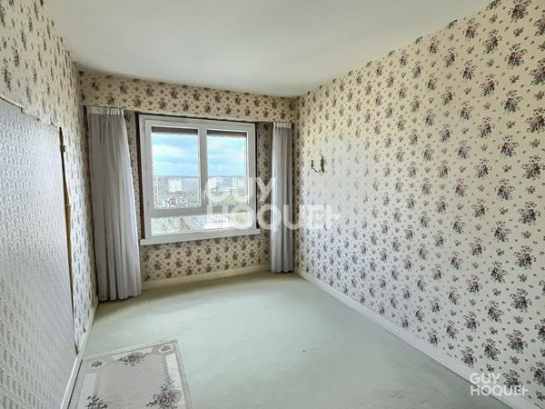 À VENDRE 4 PIECES DE 75m² + BALCON