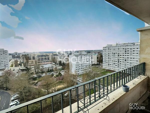 À VENDRE 4 PIECES DE 75m² + BALCON