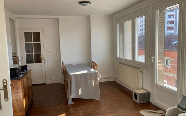 Appartement à louer    2 pièces •  Villeurbanne