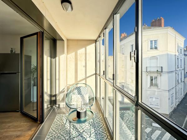 ANGERS Hyper centre T3 73 m2 avec Loggia, ascenseur et parking en résidence de standing