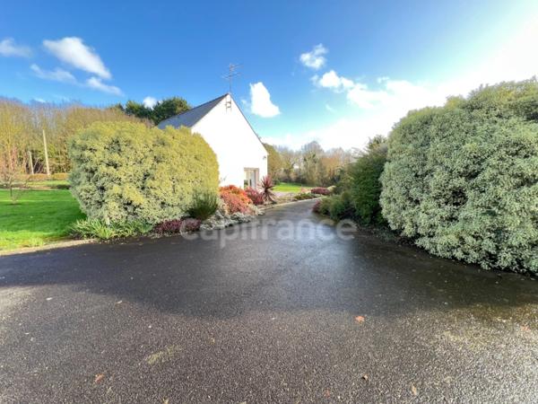 Maison adaptée PMR à vendre 6 chambres TRESSIGNAUX (22)
